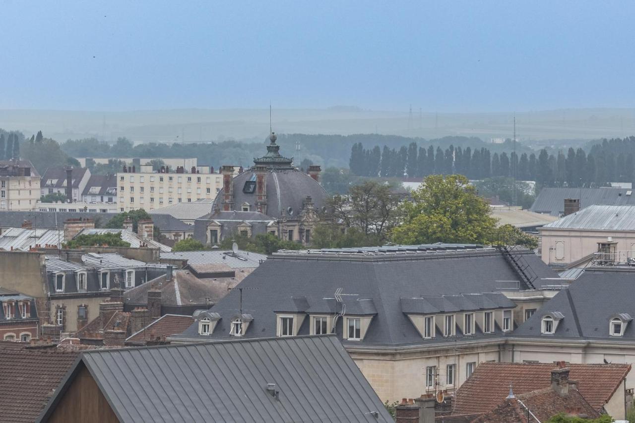 Evasion Urbaine - Vue Panoramique - Proche Gare Appartement Troyes Buitenkant foto